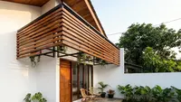 10 Model Teras Rumah Kecil Tanpa Tiang Agar Tampak Modern, Fasad Luas dan Elegan
