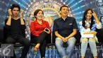 Kiri-kanan: Aliando, Harsiwi Ahmad, Uncu Putra dan Prilly saat menghadiri konferensi pers HUT SCTV ke 25 di SCTV Tower, Jakarta, Senin (10/8/2015). SCTV akan menayangkan acara HUT ke 25 mereka selama 25 jam non stop. (Liputan6.com/Panji Diksana)