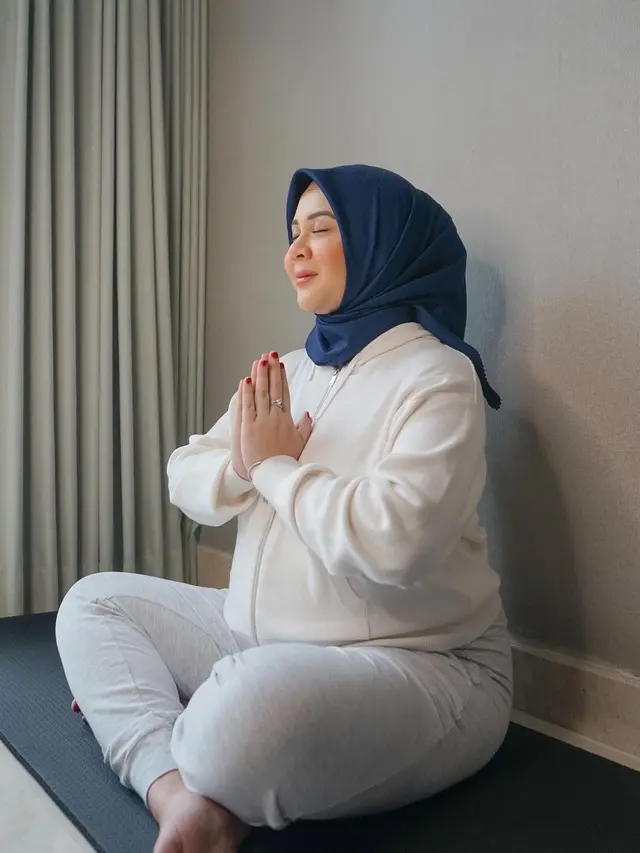 Jelang Melahirkan, Ini 7 Potret Kesha Ratuliu dengan Perut Makin Besar