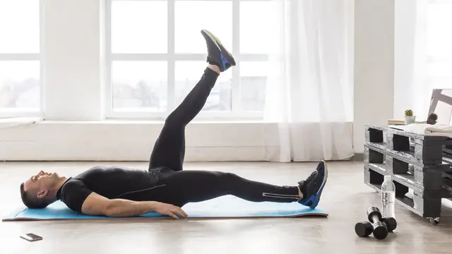 7 Gerakan Workout di Rumah yang Terbukti Ampuh Mengecilkan Perut - 6