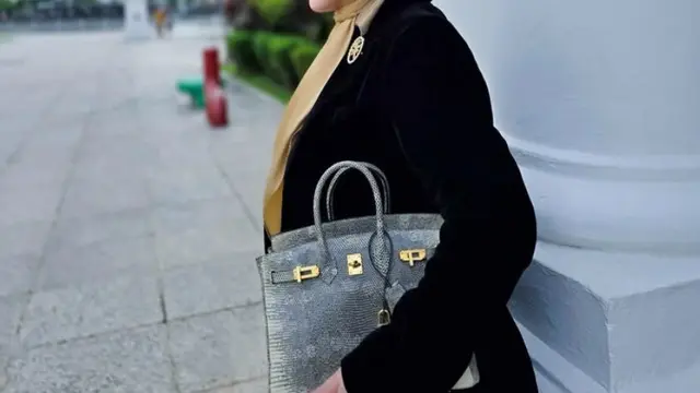 Intip tampilan terbaru Syahrini yang super mahal. [@princessyahrini]