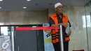 KPK memeriksa Anggota DPRD Sumut, Zulkifli Effendi Siregar (ZES) yang berstatus sebagai tersangka, Jakarta, Selasa (20/9). Pemanggilan ZES untuk mendalami kasus dugaan suap, yang diduga banyak melibatkan Anggota DPRD Sumut. (Liputan6.com/Helmi Afandi)