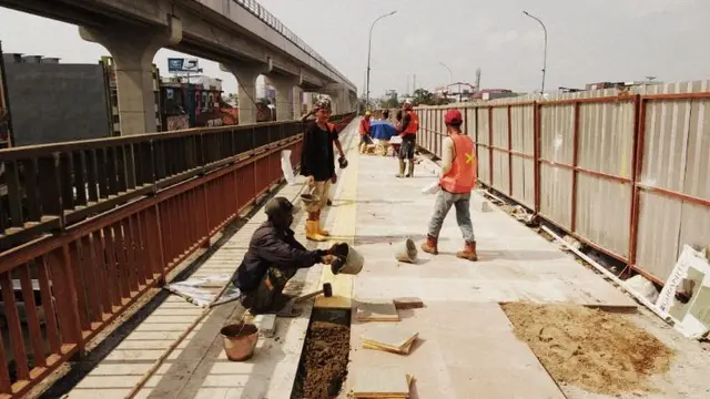 Kementerian Pekerjaan Umum dan Perumahan Rakyat (PUPR) melakukan rehabilitasi Jembatan Ampera. (Dok Kementerian PUPR)