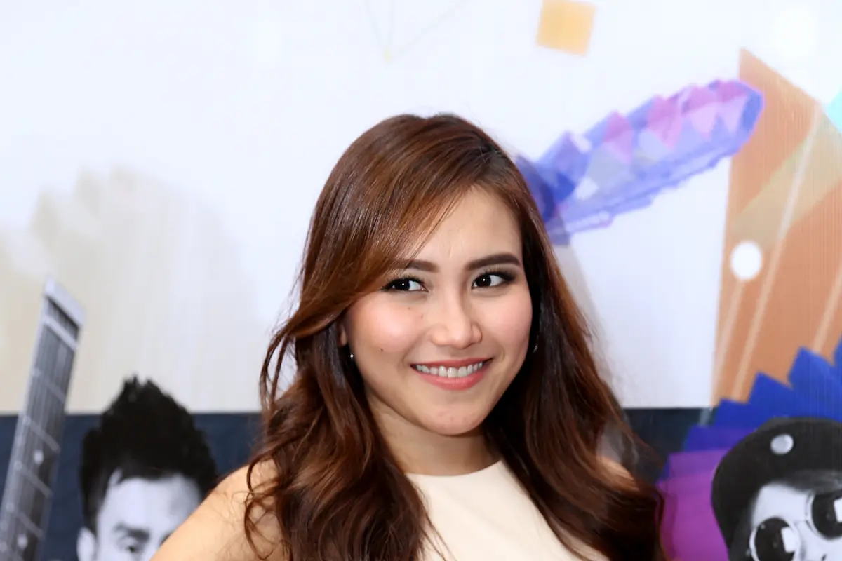 [Bintang] Ayu Ting Ting 