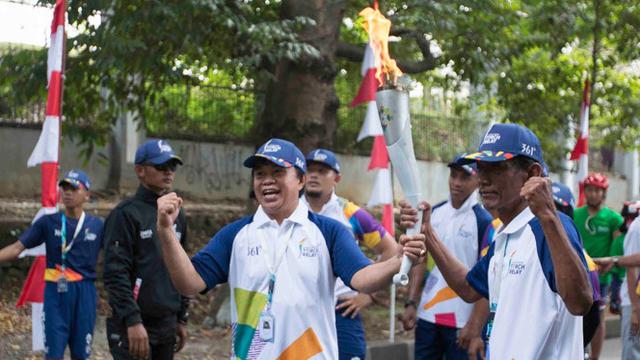 Legenda tinju Ellyas Pical dan legenda balap sepeda, Sutiyono.