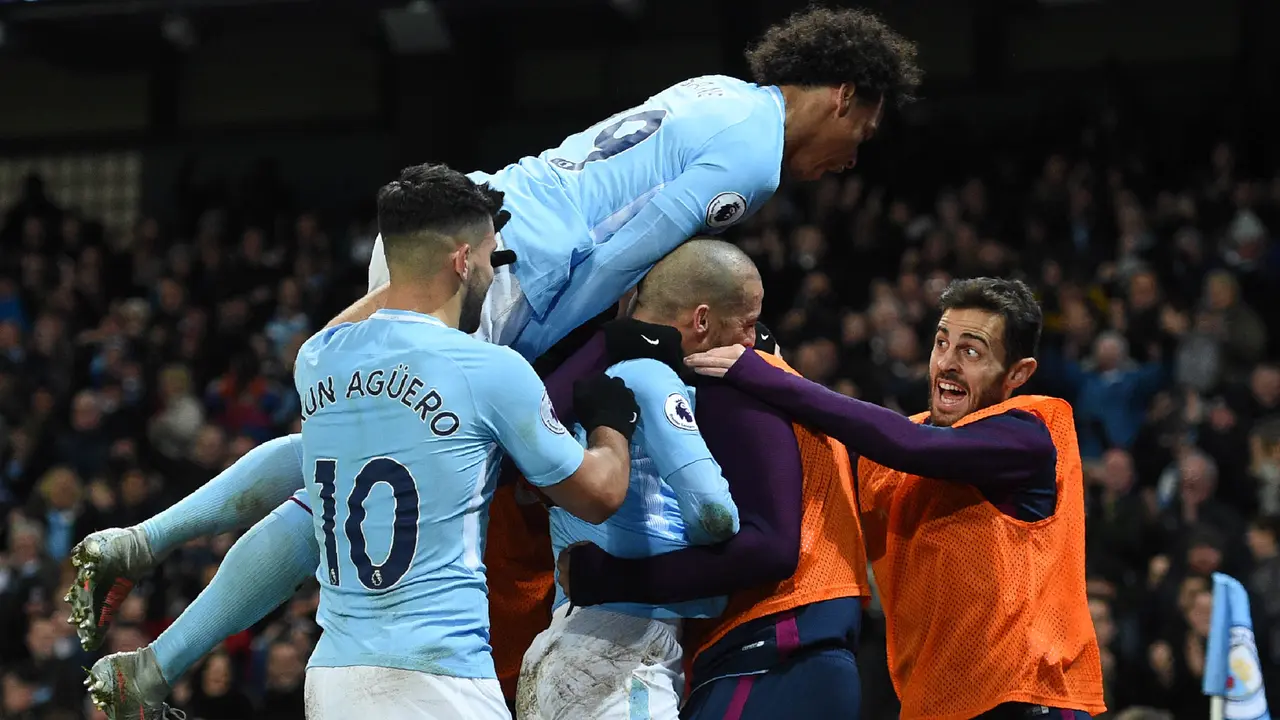 FOTO: David Silva Antar Manchester City Kalahkan West Ham