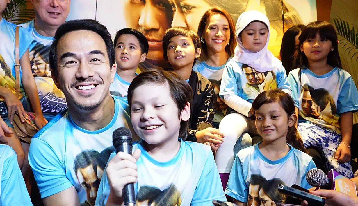 Istri dari Ashraf Sinclair ini mengatakan dirinya sangat senang melihat banyak penonton. Terlebih ketika mereka mengetahui banyak yang sudah menyaksika film ini lebih dari satu kali. (Deki Prayoga/Bintang.com)