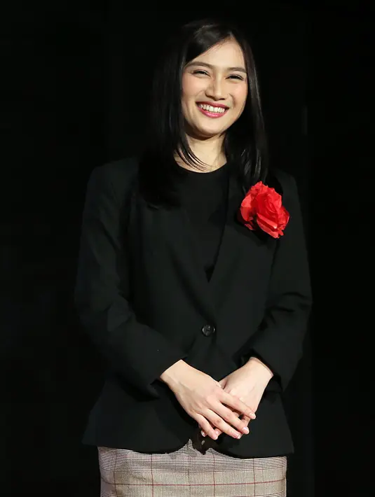 "Apa kami sudah jadi sosok yang layak untuk didukung? Jawaban untuk semuanya adalah JKT 48 bubar," kata Melody di Theater JKT48, FX Sudirman Jakarta. (Deki Prayoga/Bintang.com)