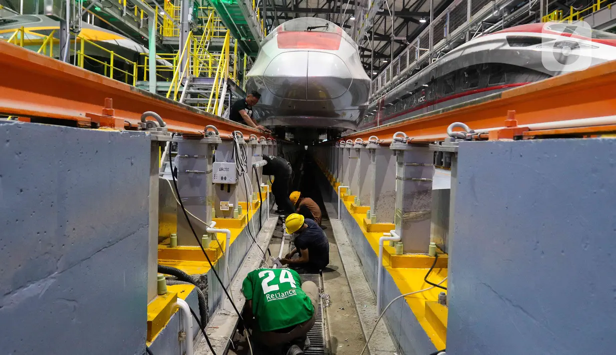 Depo Tegalluar menjadi tujuan akhir pengiriman kereta cepat dari China ke Indonesia. (Liputan6.com/Herman Zakharia)