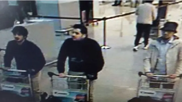 Pelaku Bom Brussels Terekam CCTV  