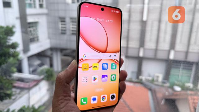 Bagian depan Realme 15T dengan layar AMOLED 6,57 inci