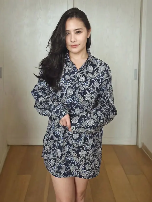 Dress Batik Pendek Lengan Panjang