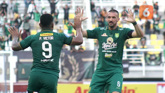 FOTO Dusan Stevanovic - Persebaya Surabaya