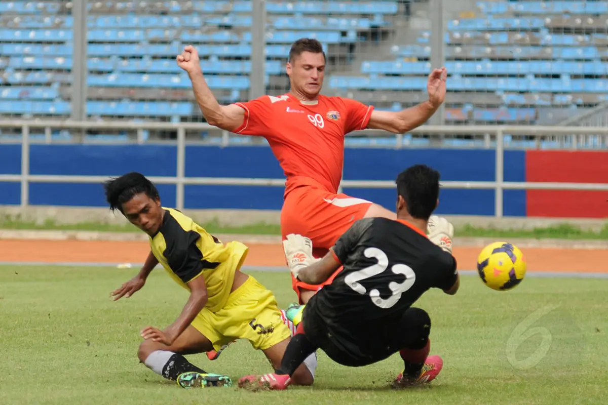 Striker Persija Jakarta Yevgeni Kabayev