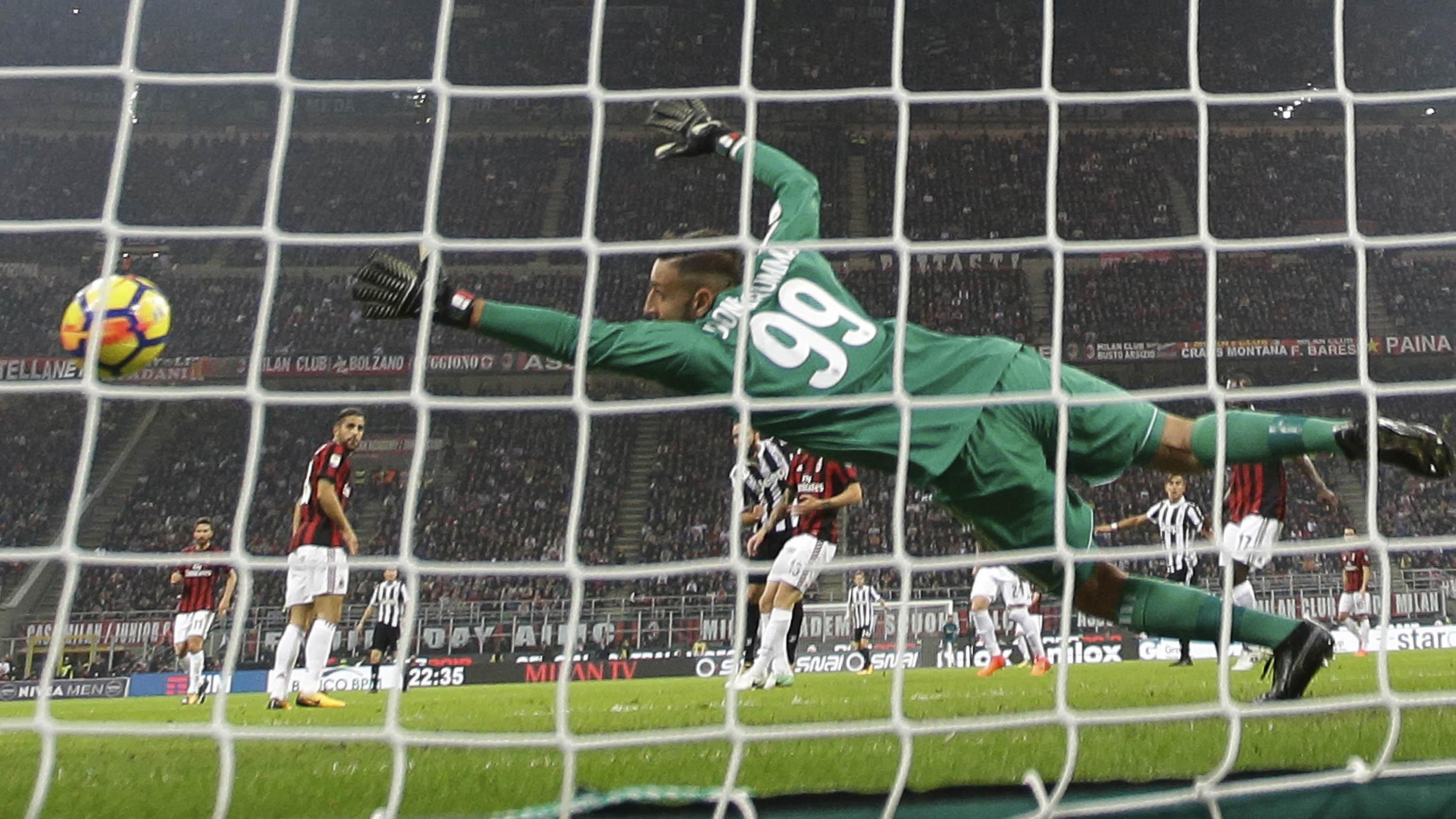 Kiper AC Milan, Gianluigi Donnarumma, (AP/Luca Bruno)