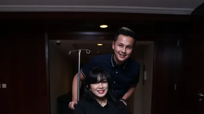 [Bintang] Ussy Sulistiawaty - Andhika Pratama