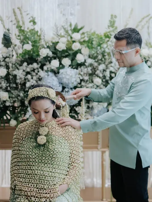 Zaskia Gotik 7 Bulanan (Instagram/sirajuddinmahmudsabang)