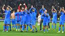 <p>Dengan kemenangan ini, Italia berhasil menggeser Hungaria dari puncak kelasemen Grup 3 UEFA Nations League A 2022. Kini Gli Azzuri berhasil mengantongi 11 poin. (AFP/Attila Kisbenedek)</p>
