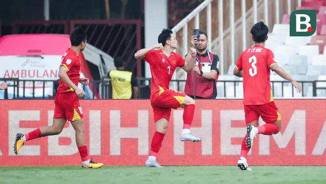 Kim Sang-sik Bahagia! Taktiknya Berjalan Baik saat Vietnam Kalahkan Filipina di Semifinal Piala AFF U-23 2025