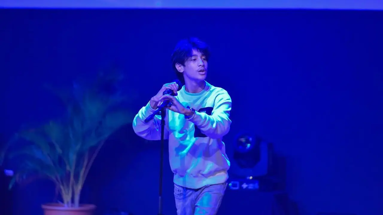 Mirip Andre Taulany saat Muda, Ini 6 Potret Gaya Rambut Kenzy