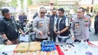 Barang Bukti Narkotika Hasil Penggerebekan di Kampung Bahari, Jakarta Utara. (Liputan6.com/Ady Anugrahadi)