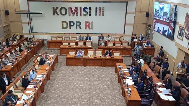 DPR Resmikan RUU Polri Menjadi Undang-Undang