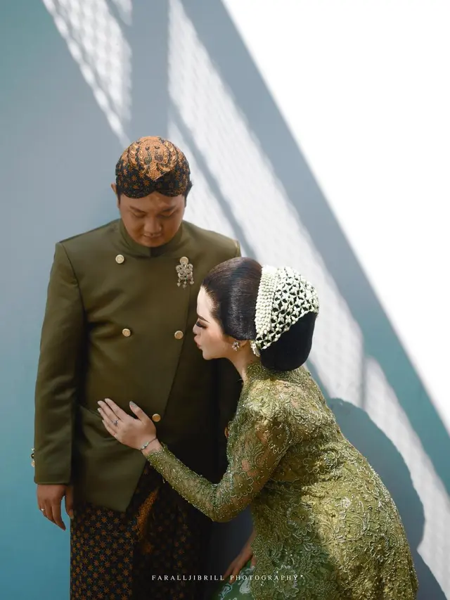 Denny Caknan dan Bella Bonita di momen Mitoni. [Foto: Instagram/bellabonita_r.a]