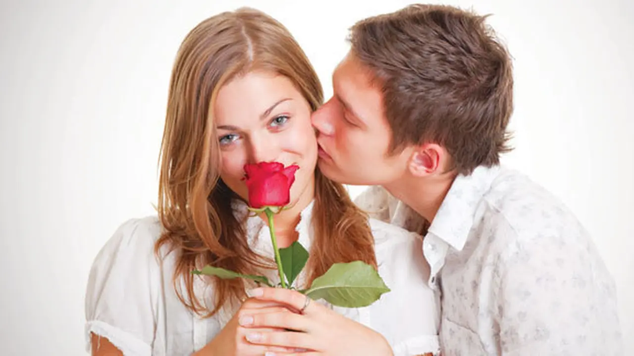 (c) shutterstock