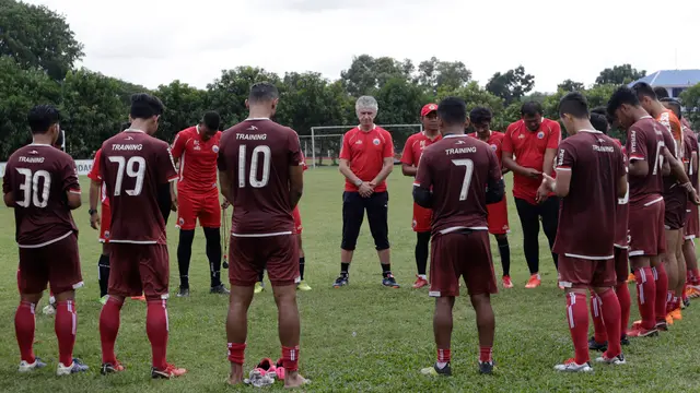 Latihan Perdana Ivan Kolev Bersama Persija Jakarta