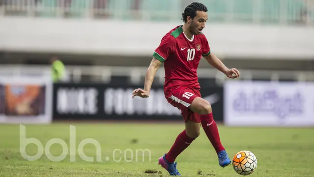 Ezra Walian
