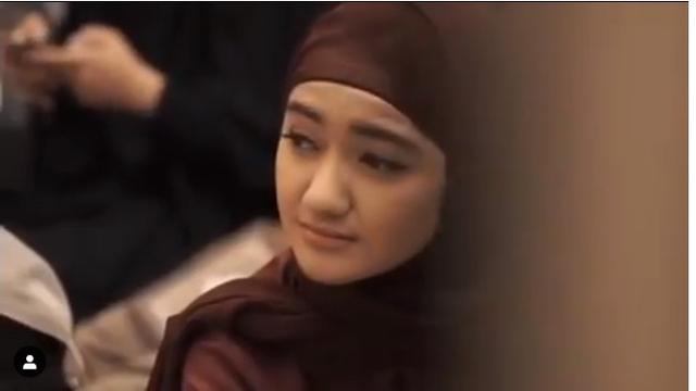 Marcella Simon Putuskan Jadi Mualaf, Ini 7 Potret Terbarunya