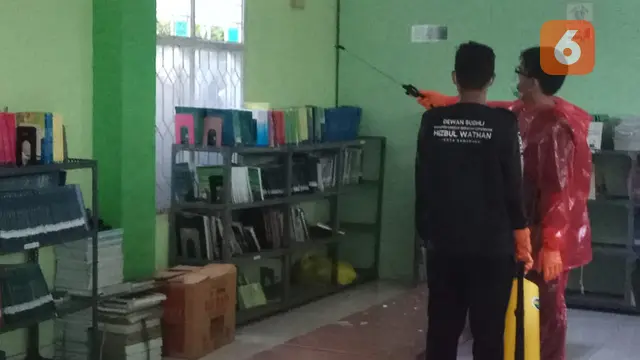 Penyemprotan Disenfektan