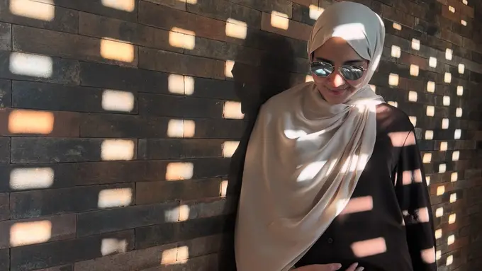 Zaskia Sungkar saat Umumkan Kehamilan Anak ke-2. [@zaskiasungkar15]