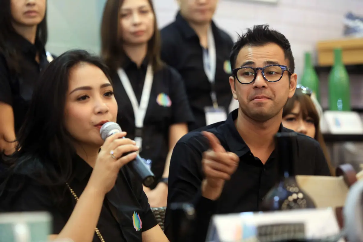 [Bintang] Raffi Ahmad dan Nagita Slavina