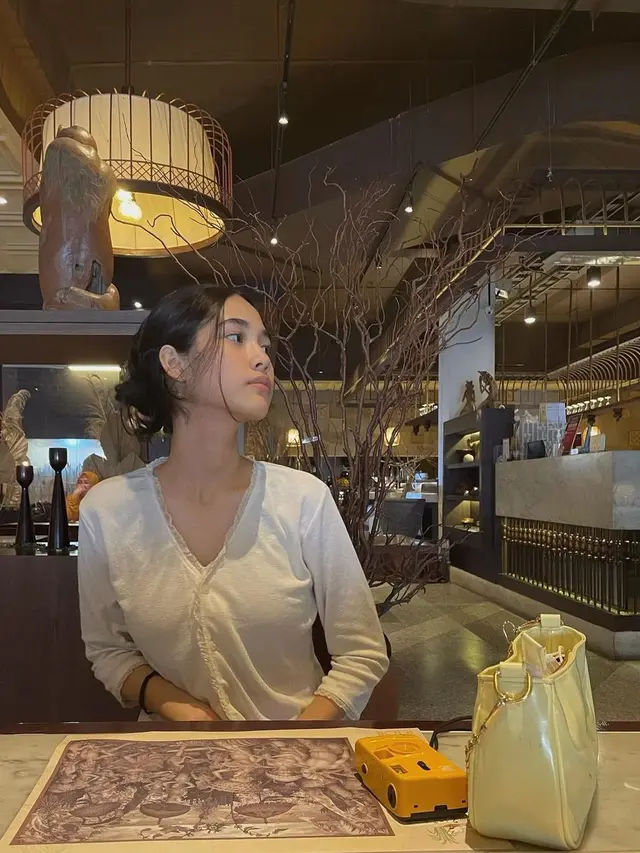 Bukan Adhisty Zara, Ini 8 Potret Aisha Nurra Datau Pemeran Dara di Dua Hati Biru