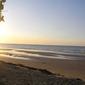 Pantai Siring Kemuning, Madura. (telusurindonesia.com)