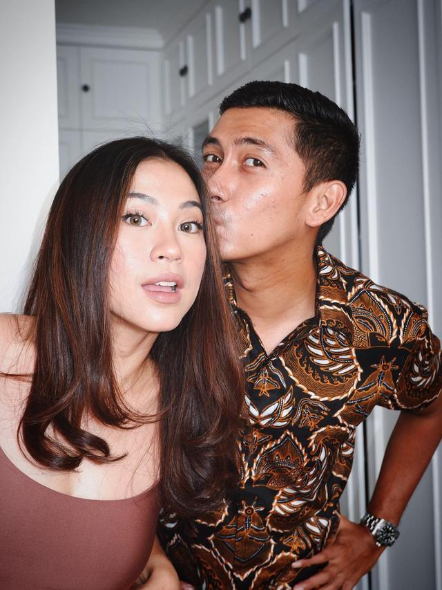 Potret Harmonis Tyna Kanna dan Kenang Mirdad. (Sumber: Instagram/tynakannamirdad dan Instagram/kenangmirdad)
