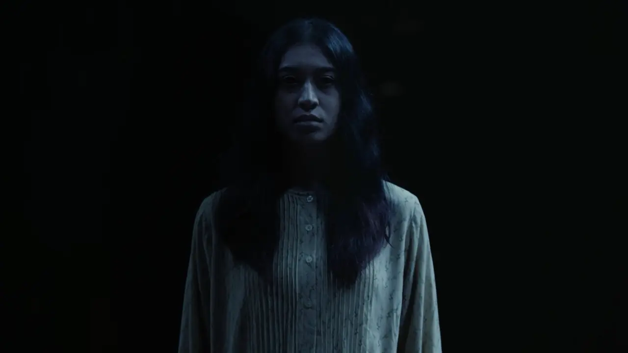 Trailer BISIKAN DESA