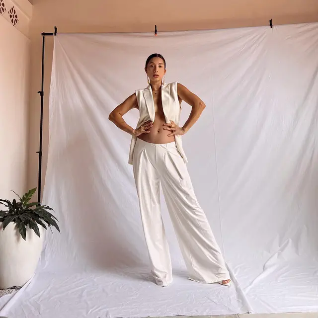 Tampil Memesona, Ini 7 Potret Maternity Shoot Jennifer Bachdim di Kehamilan ke 4
