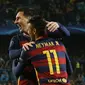 Dua penyerang Barcelona, Lionel Messi dan Neymar rayakan gol (Reuters)