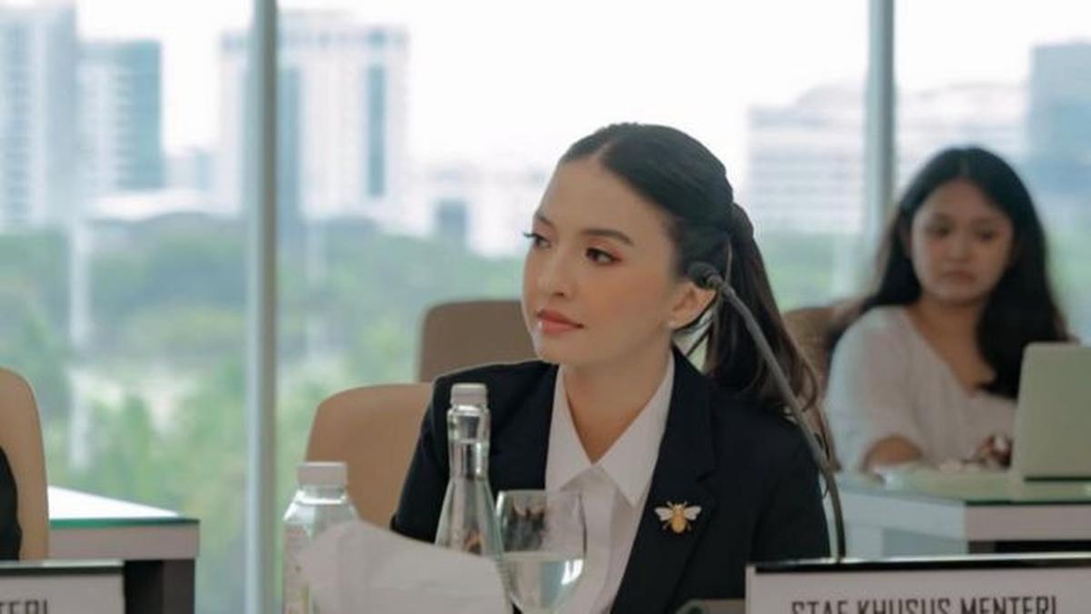 Riwayat Pendidikan Raline Shah yang Kini Resmi Jadi Stafsus Menkomdigi