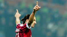 Zlatan Ibrahimovic menjadi sosok kunci saat AC Milan menjuarai Serie A pada musim 2010/2011. Bomber asal Swedia itu menyumbang 14 gol dari 28 laga. (AFP/Filippo Monteforte)