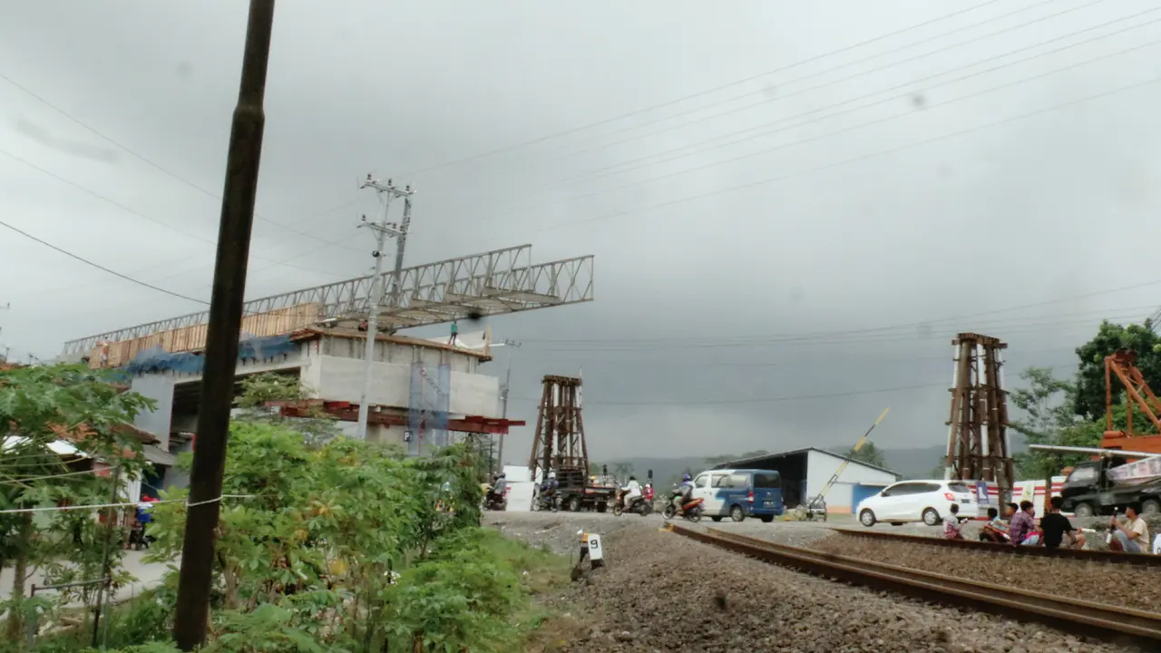 Fly Over Kretek, Brebes Molor dari Target Waktu