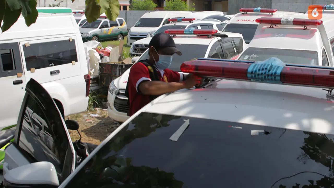 FOTO: Pandemi COVID-19, Perakitan Mobil Ambulans Meningkat 100 Persen