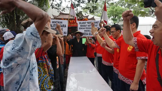 Aksi Kopral Bagyo Tolak Isu SARA