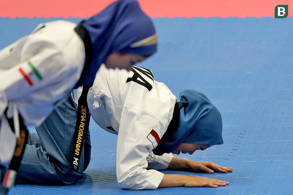 Taekwondo : Defia Rosmaniar