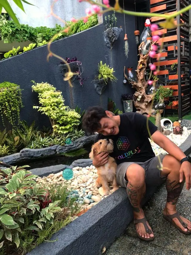 7 Potret Rumah Nadine Chandrawinata dan Dimas Anggara, Banyak Spot Instagramable