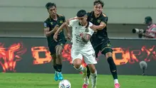 Matias Ocampo (tengah/putih), Bhayangkara FC, BRI Super League 2026/2027. (Dok. ileague.id)