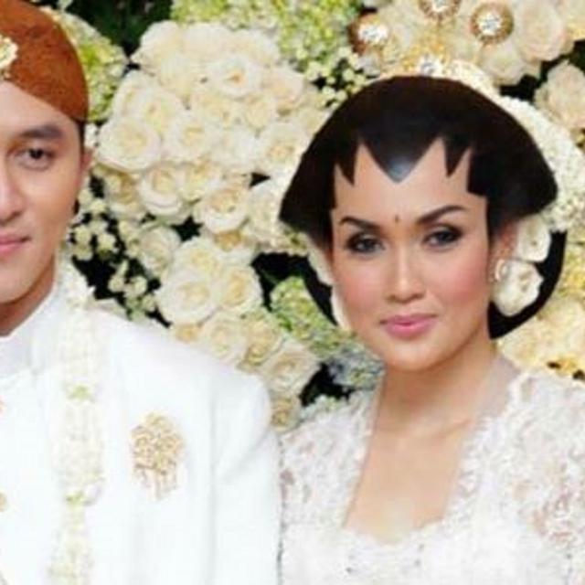 Cerita Cinta Demian Aditya Dan Sara Wijayanto News Entertainment Fimela Com Umur 40 tahun) adalah seorang pesulap berkebangsaan indonesia. cinta demian aditya dan sara wijayanto