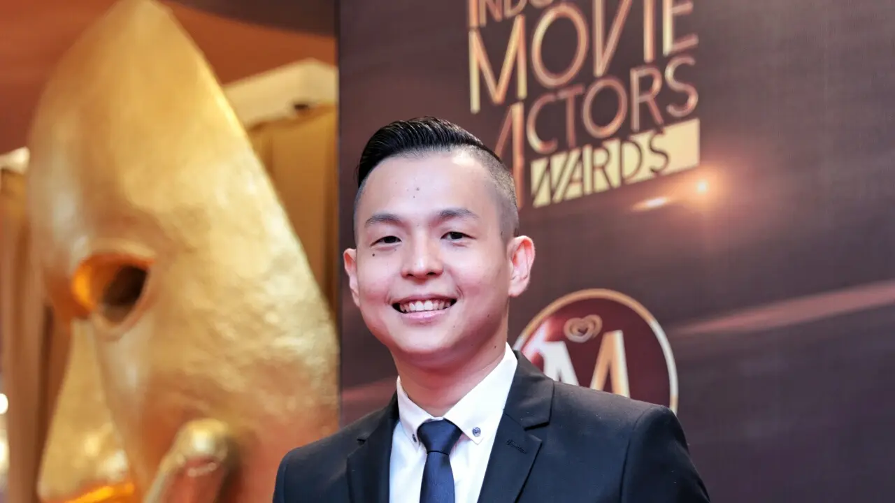 [Bintang] Ernest Prakasa